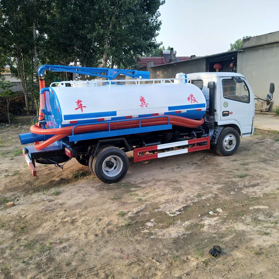二手吸糞車市場解析 國五帶手續(xù)、真空吸糞車與無牌車的選購指南